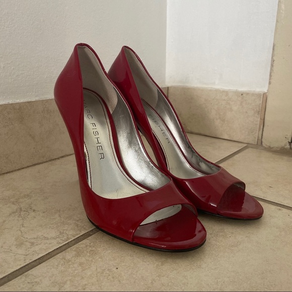 Red Open Toe Heels - Picture 4 of 6